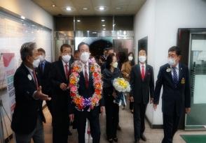 국제라이온스재단이장 최중열L 내외분 지구본부 방문을 환영합니다.