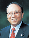 11대 이사장 이명범